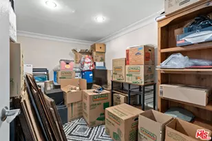 7755 Via Rosa Maria, Burbank, CA 91504 - Photo 29