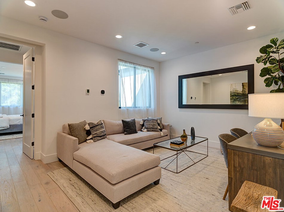 4134 Vinton Ave, Los Angeles CA  90232-3420 exterior
