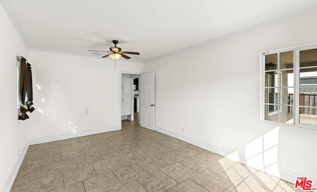 4805 Mascot St, Los Angeles CA  90019-5530 exterior