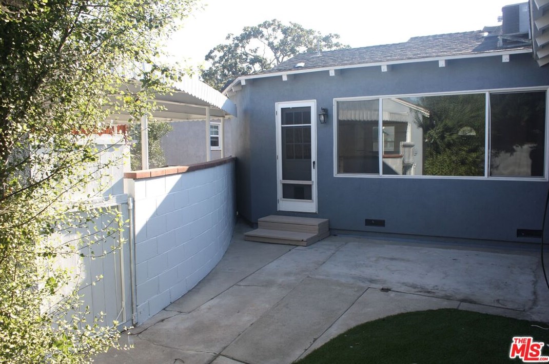 11159 Fairbanks Way, Los Angeles CA  90230-4946 exterior