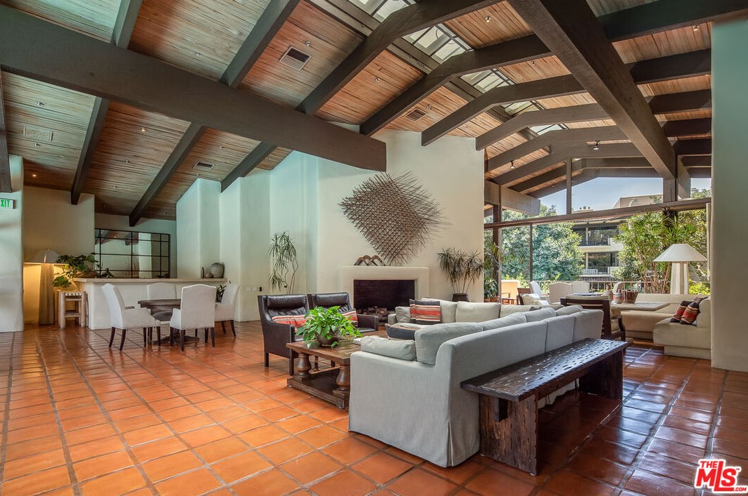 10259 Century Woods Dr, Los Angeles CA  90067-6312 exterior