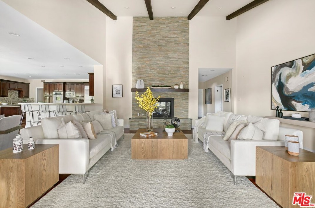 4019 Rogen Dr, Van Nuys, CA 91436