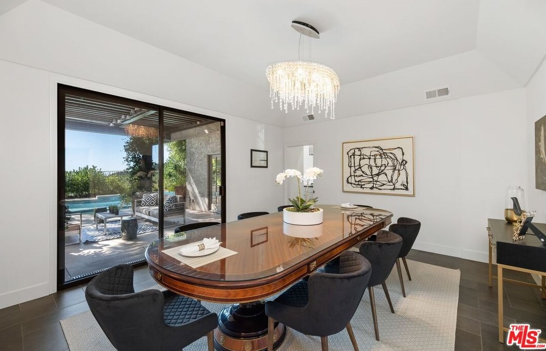 10164 Baywood Ct, Los Angeles CA  90077-2132 exterior