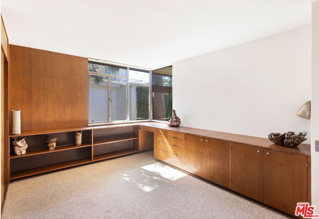 3940 San Rafael Ave, Los Angeles CA  90065-4014 exterior