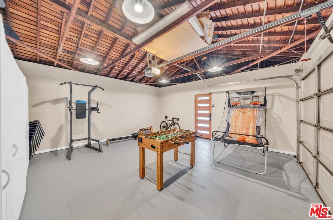5948 78th St, Los Angeles CA  90045-2942 exterior