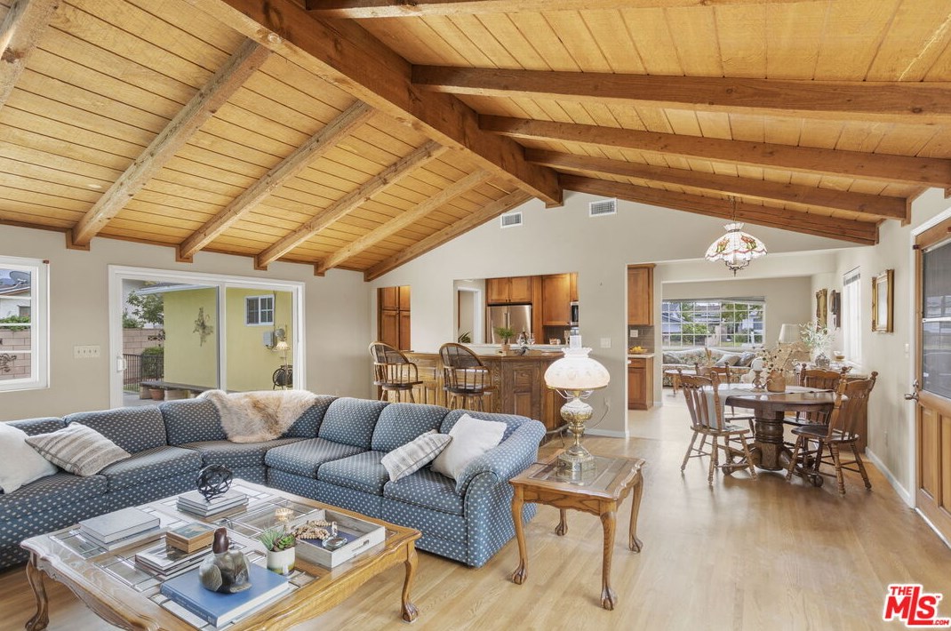 1717 S Washington Ave, Glendora, CA 91740