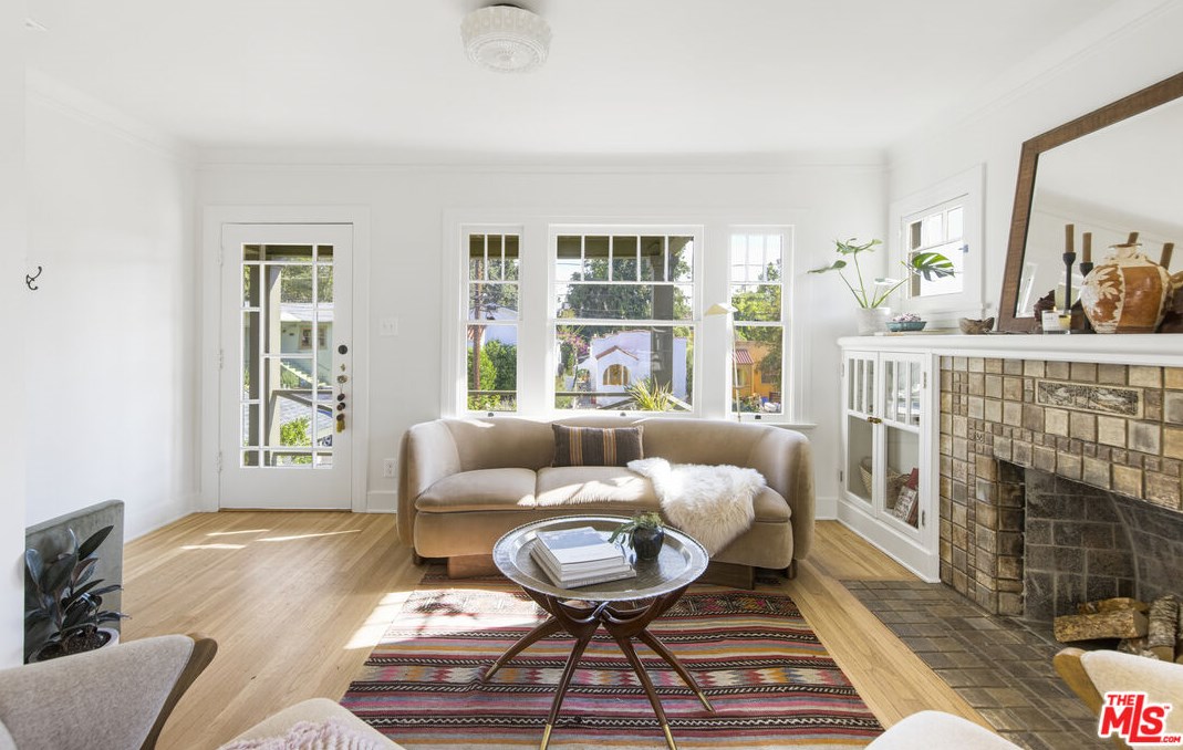 6161 Poppy Peak Dr, Los Angeles CA  90042-1331 exterior