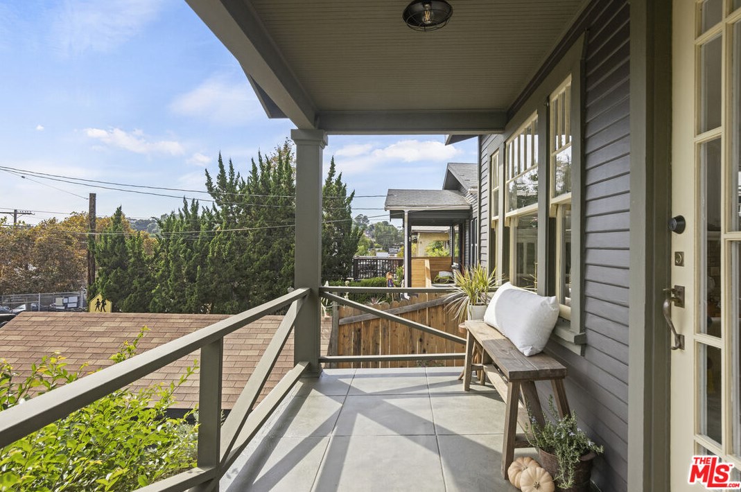 6161 Poppy Peak Dr, Los Angeles CA  90042-1331 exterior
