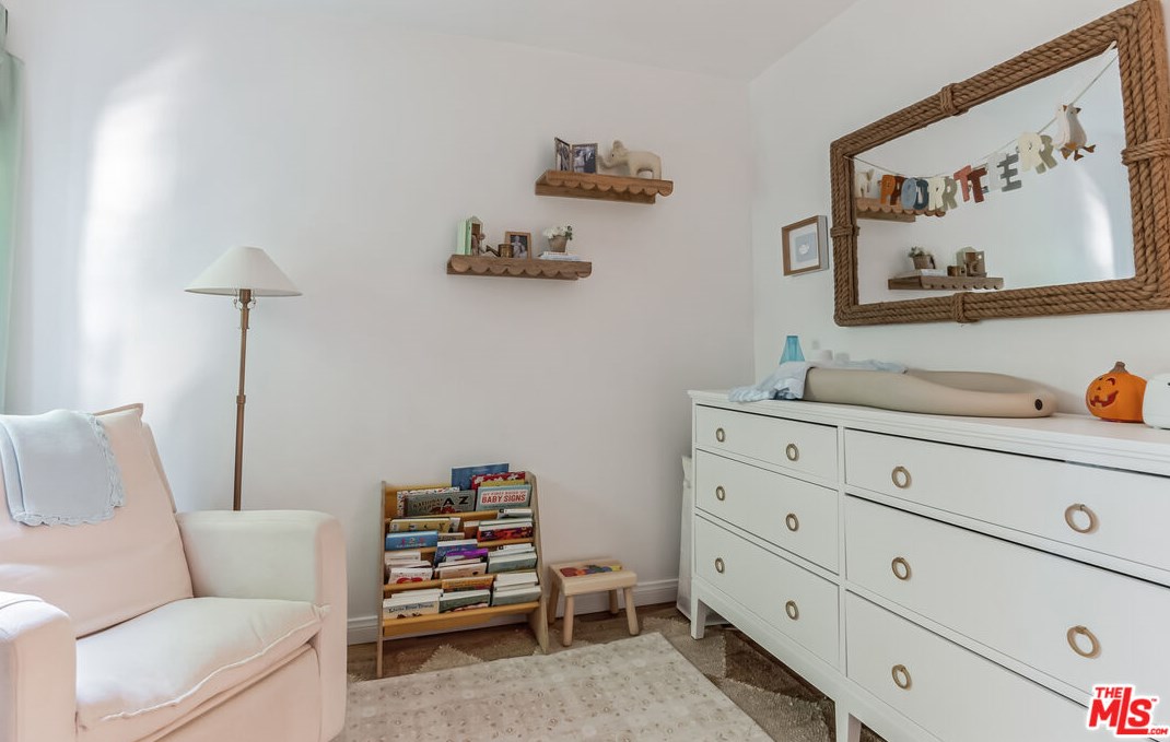 11906 Weir St, Los Angeles CA  90230-6066 exterior