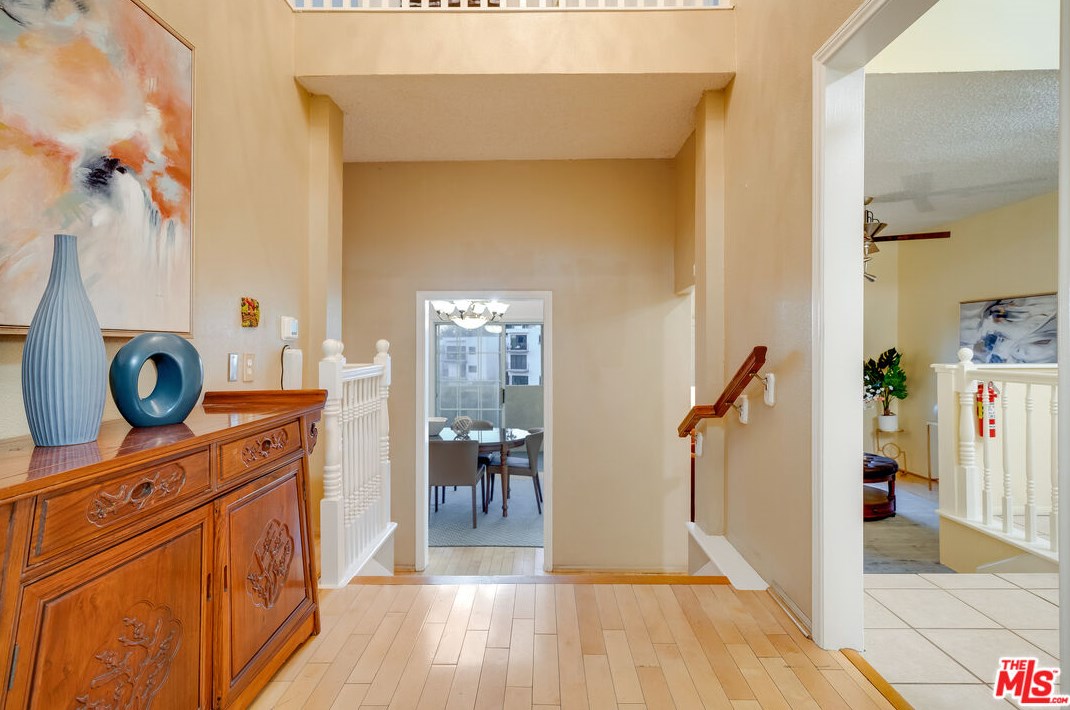 3863 Cazador St, Los Angeles CA  90065-3548 exterior