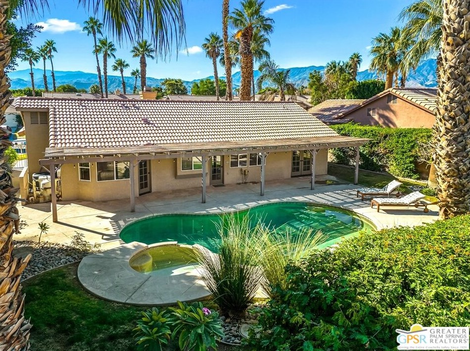 69858 Brookview Way, Cathedral City CA  92234-2505 exterior