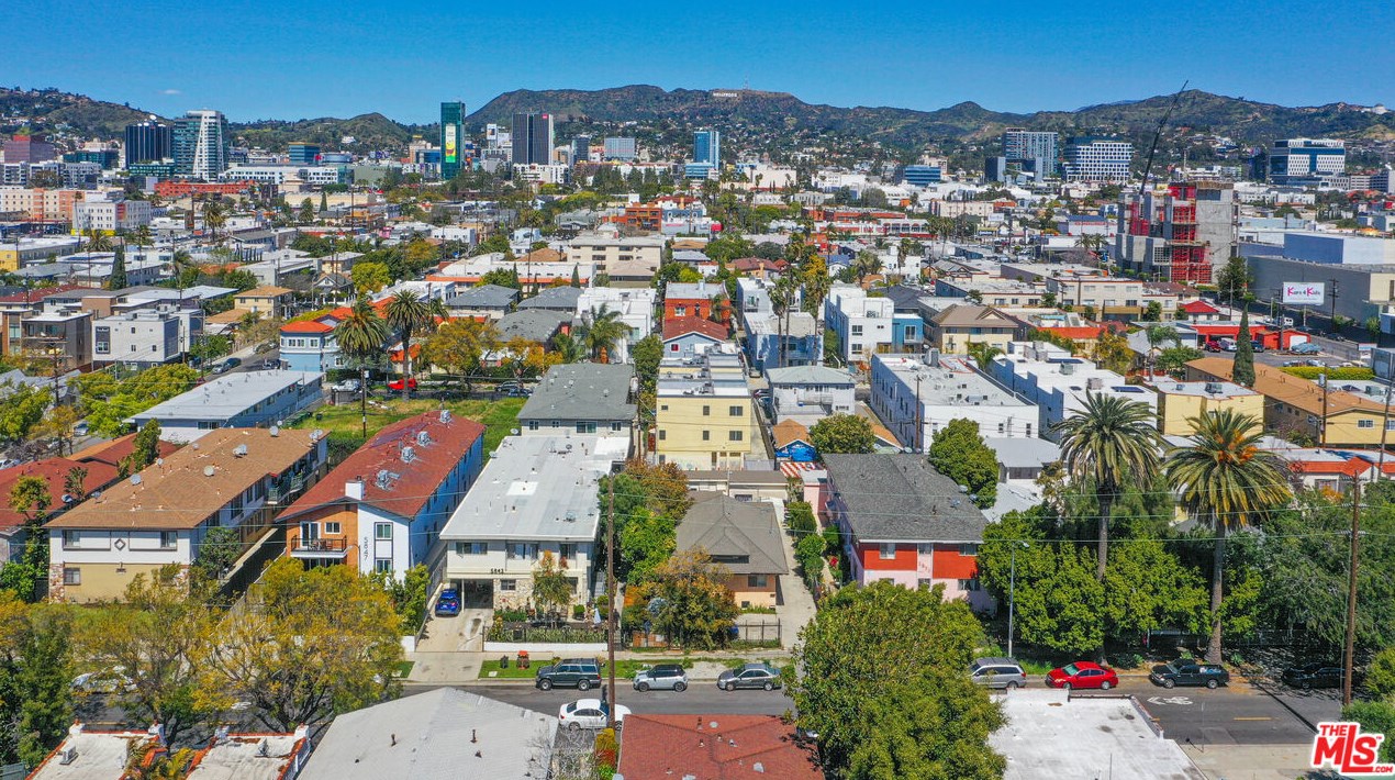 5837 Willoughby Ave, Los Angeles CA  90038-3059 exterior