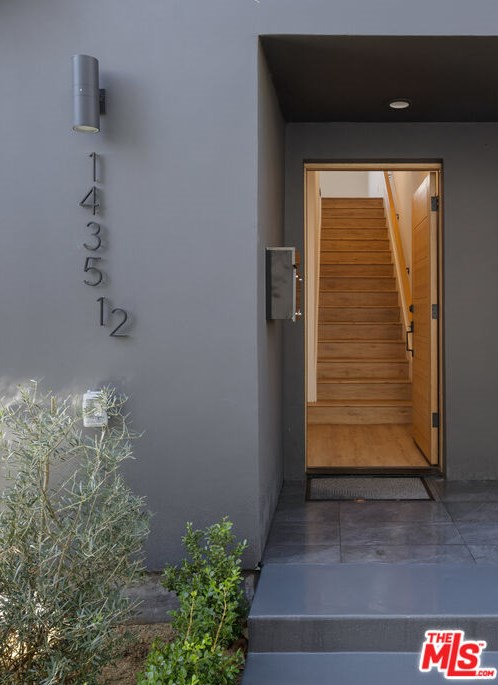 1435 Crescent Heights Blvd, Los Angeles CA  90035-3822 exterior