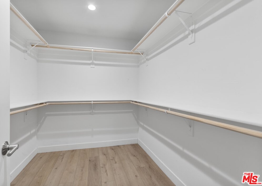 6433 Kanan Dume Rd, Malibu CA  90265-4002 exterior