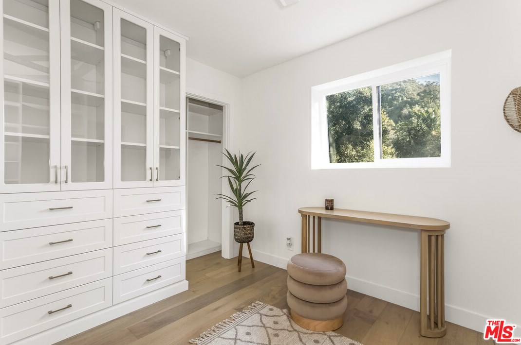 8109 Willow Glen Rd, Los Angeles CA  90046-1618 exterior