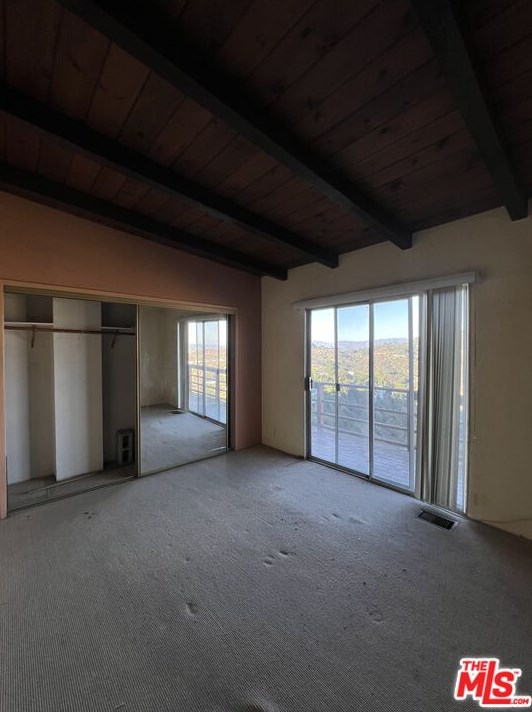 2144 Beech Knoll Rd, Los Angeles CA  90046-1518 exterior