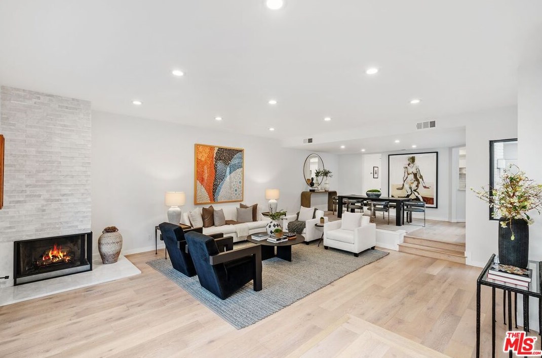 2443 Century Hl, Los Angeles CA  90067-3510 exterior