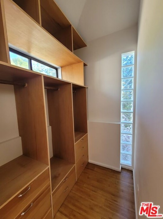 2230 Carlyle Pl, Los Angeles CA  90065-2022 exterior