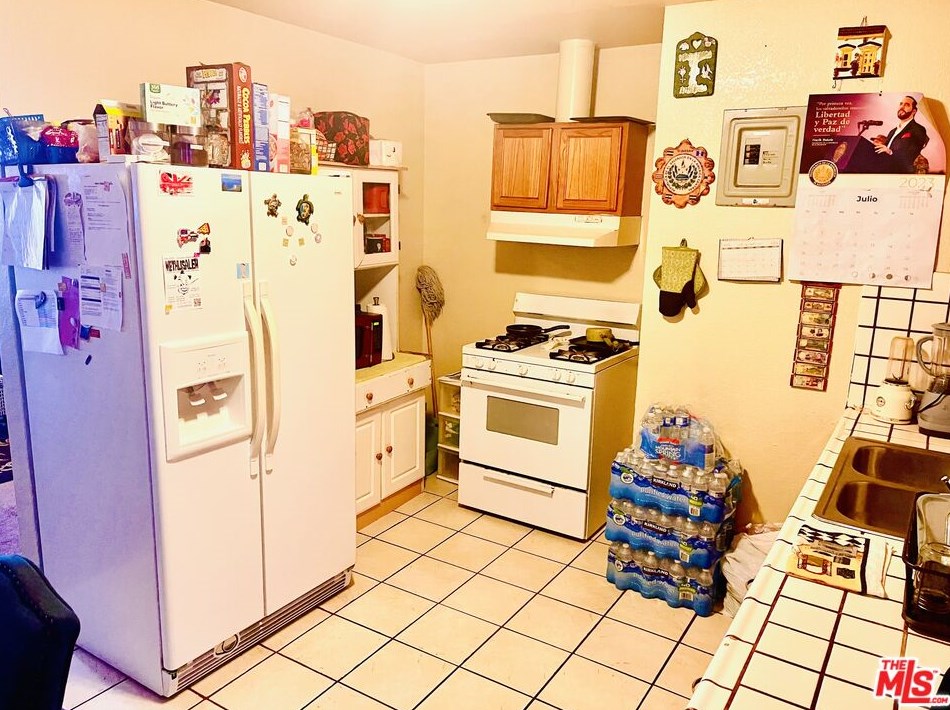 2668 Marengo St, Los Angeles CA  90033-2028 exterior