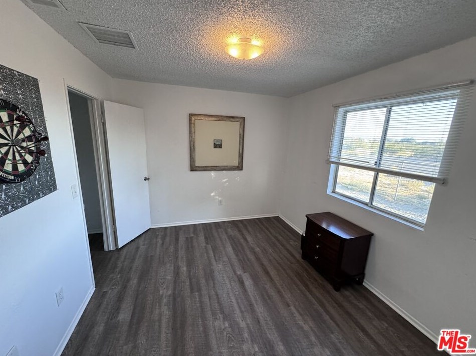 16490 Avenida Monteflora, Desert Hot Springs CA  92240-9094 exterior