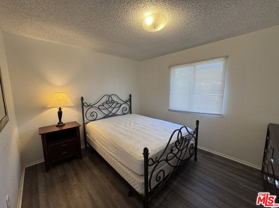 16490 Avenida Monteflora, Desert Hot Springs CA  92240-9094 exterior