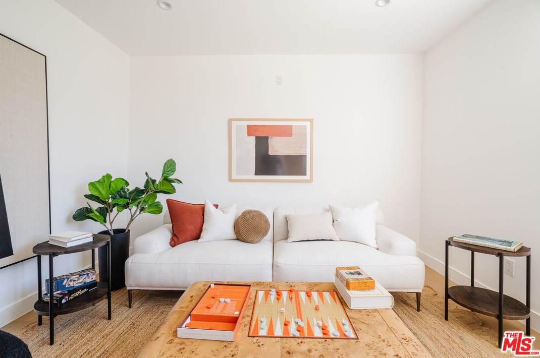 1134 Isabel St, Los Angeles CA  90065-1710 exterior