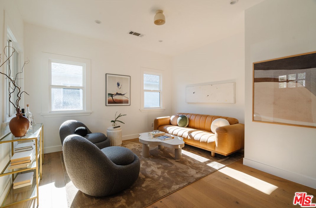 1134 Isabel St, Los Angeles CA  90065-1710 exterior