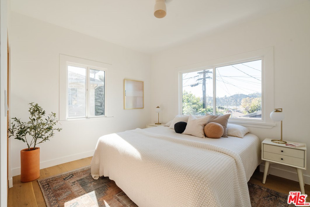 1134 Isabel St, Los Angeles CA  90065-1710 exterior