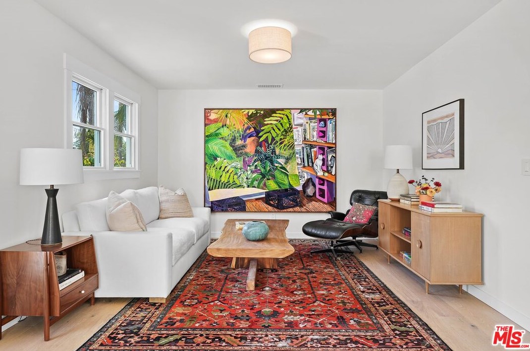 2831 Virginia Rd, Los Angeles CA  90016-3627 exterior