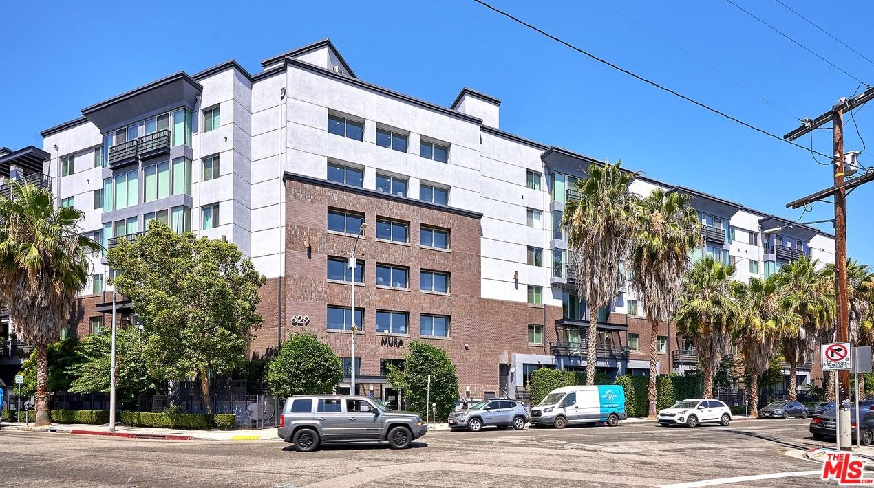 629 Traction Ave, Los Angeles CA  90013-1679 exterior