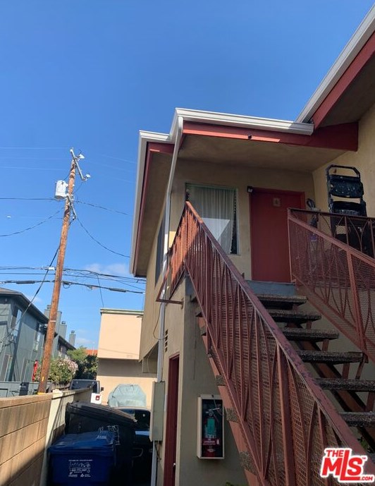 12769 Matteson Ave, Los Angeles CA  90066-4020 exterior