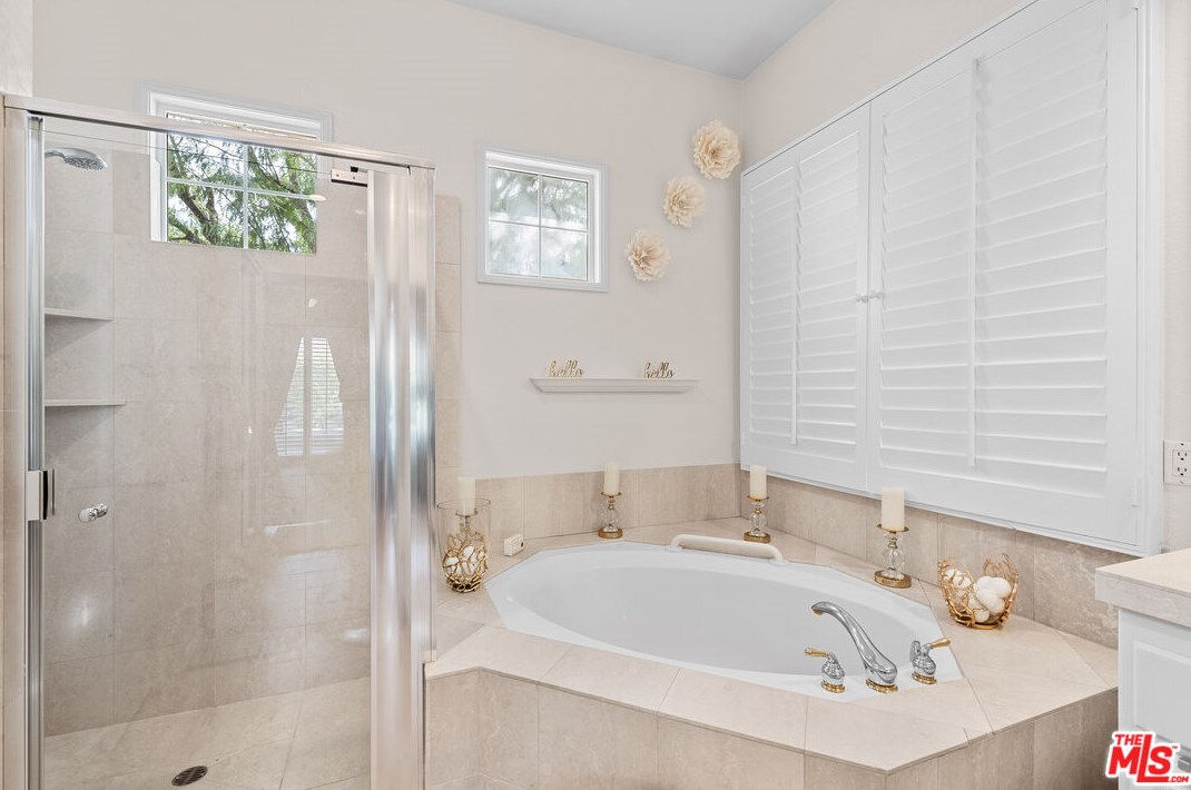 34 Calle La Reina, Rancho Mirage CA  92270-4100 exterior