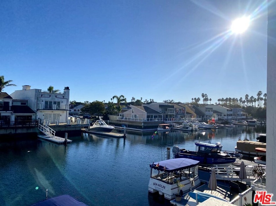 4510 Gateshead Bay, Oxnard CA  93035-3706 exterior