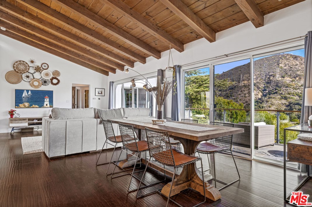 3476 Troy Dr, Los Angeles CA  90068-1436 exterior