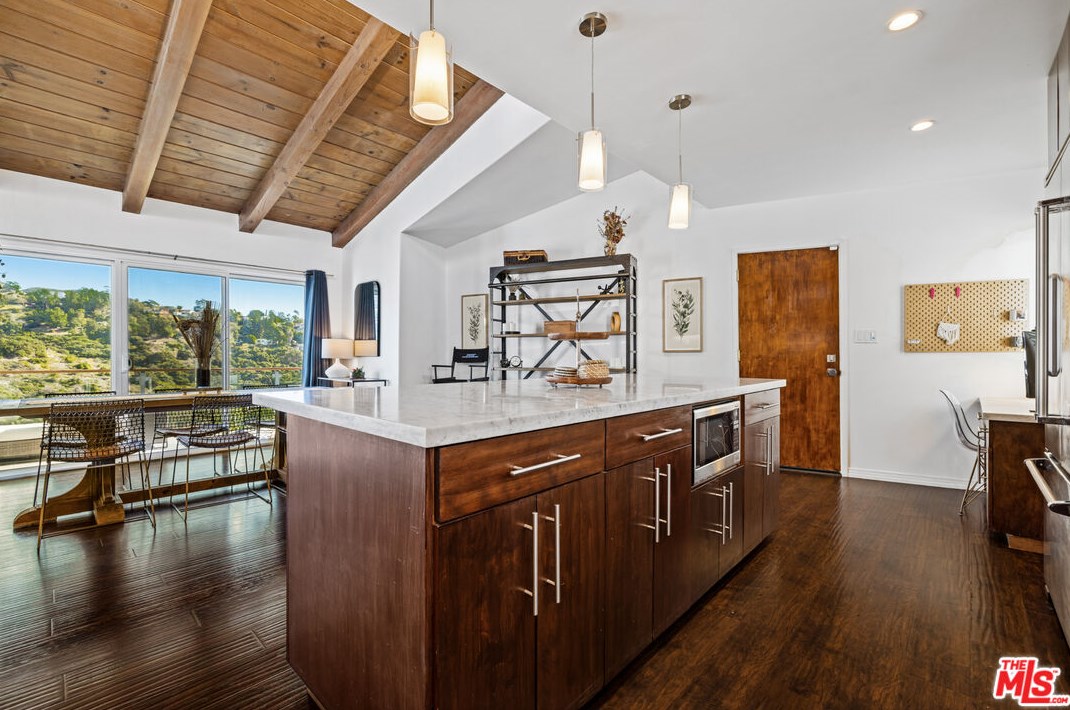 3476 Troy Dr, Los Angeles CA  90068-1436 exterior