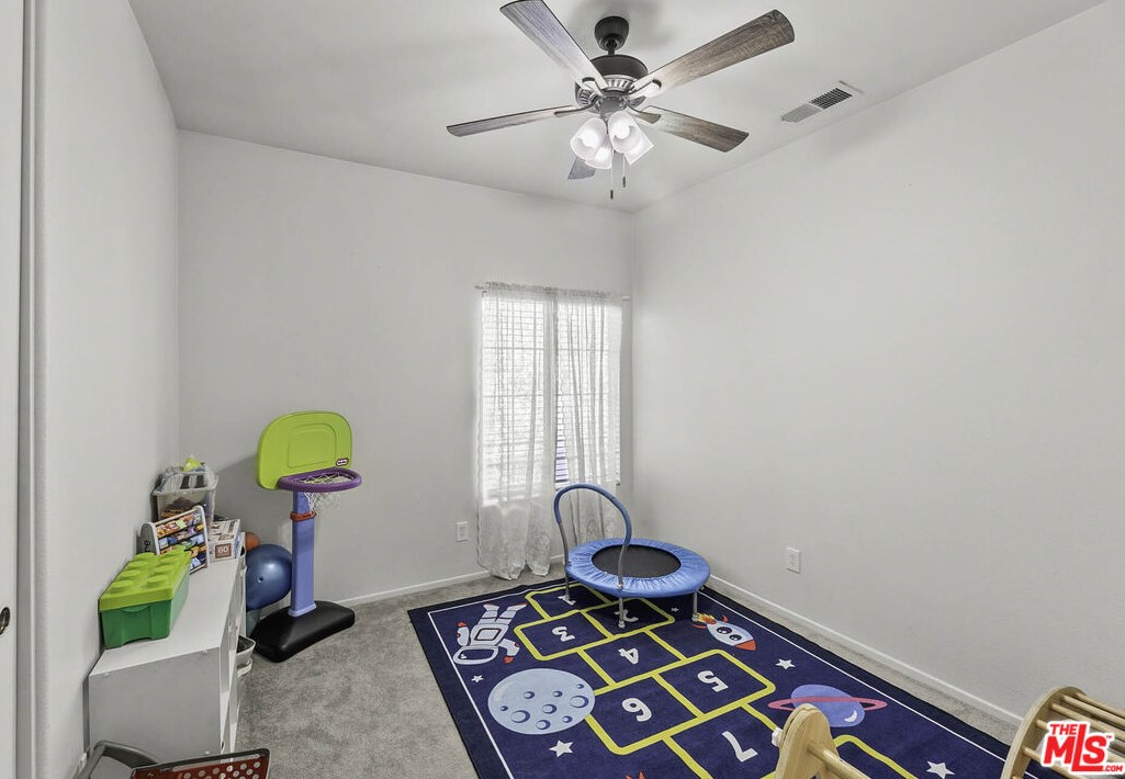 42417 Plains Dr, Lancaster CA  93536-4539 exterior