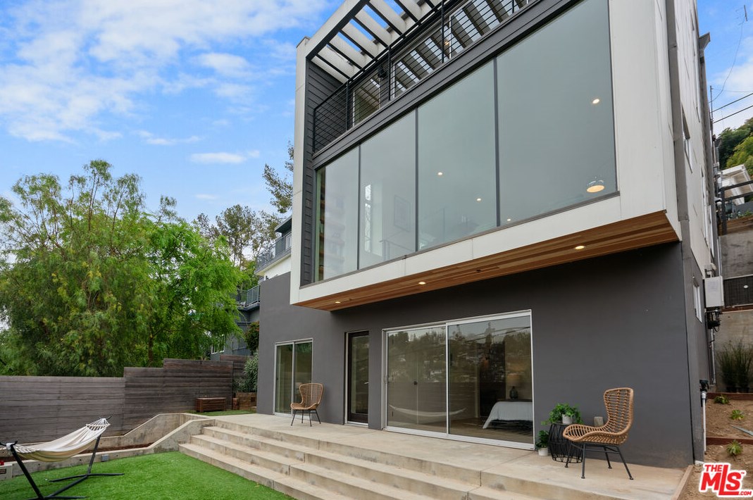 2168 Lyric Ave, Los Angeles CA  90027-4754 exterior