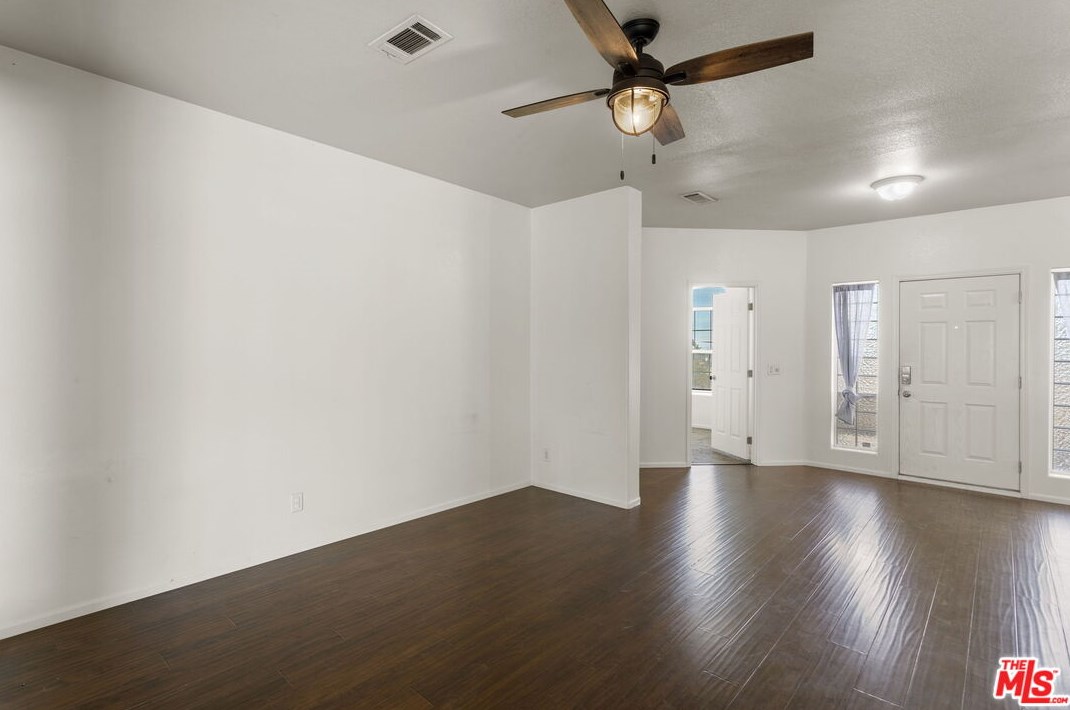 13072 Anderson Ranch Rd, Phelan CA  92371-4315 exterior