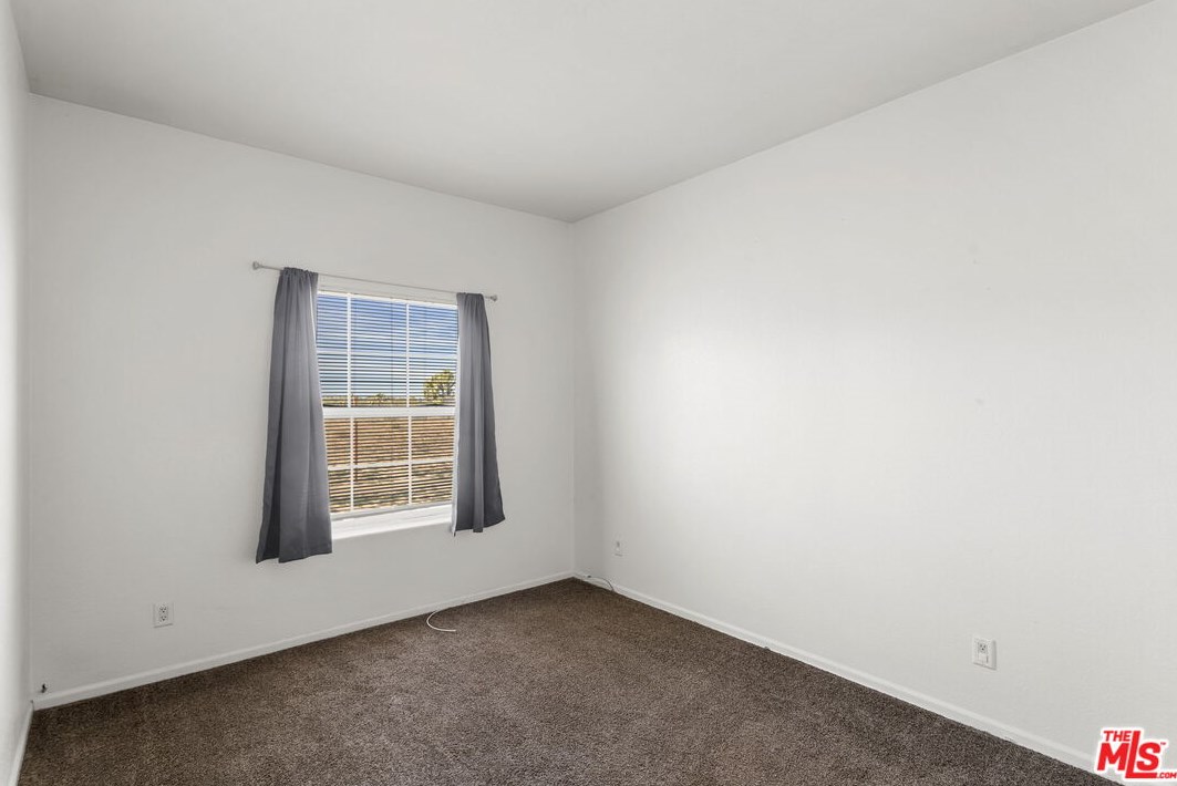 13072 Anderson Ranch Rd, Phelan CA  92371-4315 exterior