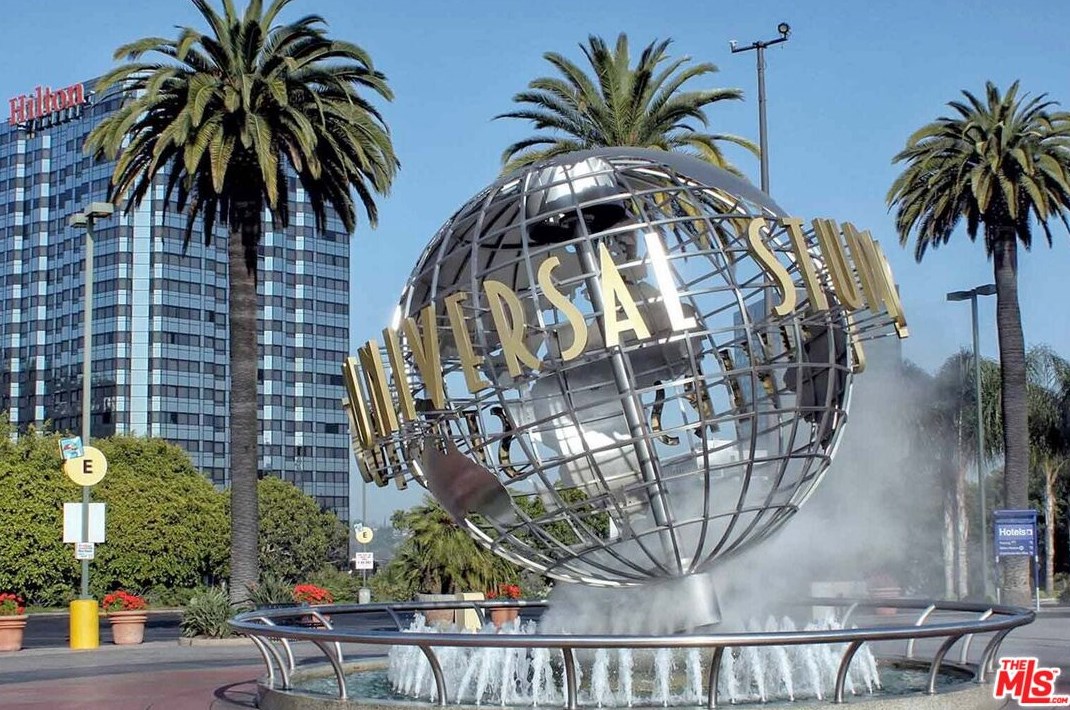 1757 Vista Del Mar Ave, Los Angeles CA  90028-5307 exterior