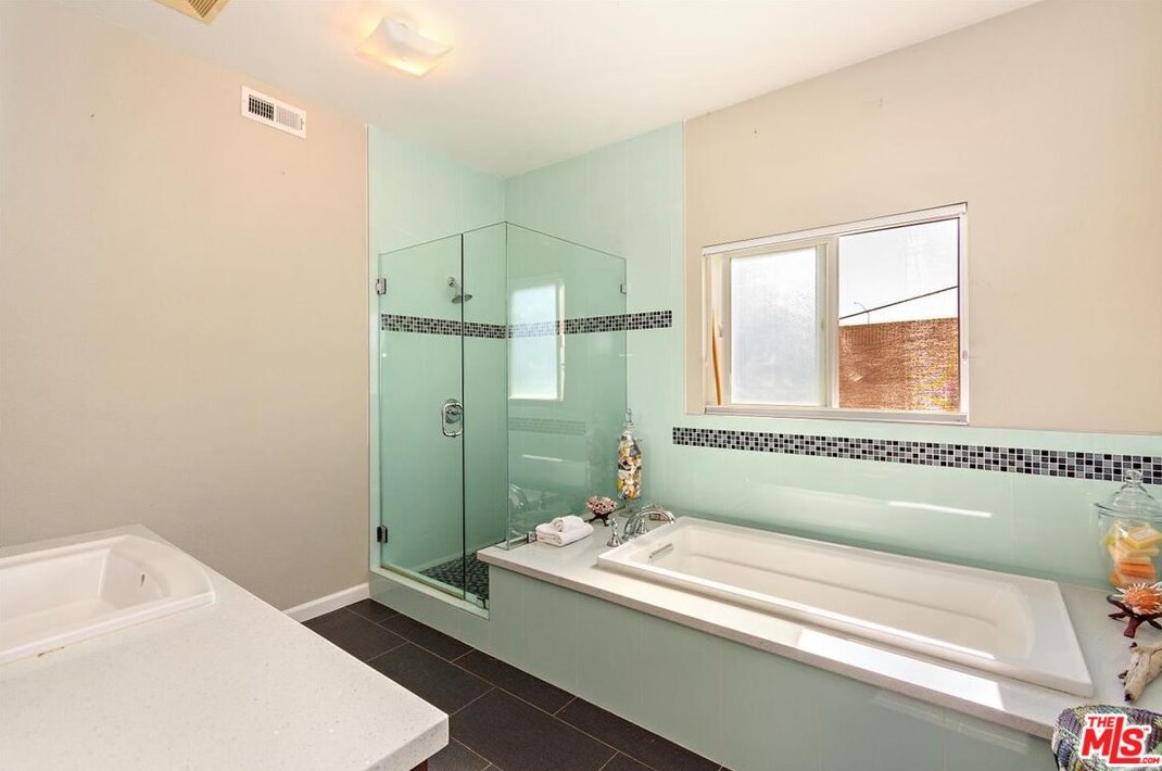5015 Purdue Ave, Los Angeles CA  90230-5222 exterior