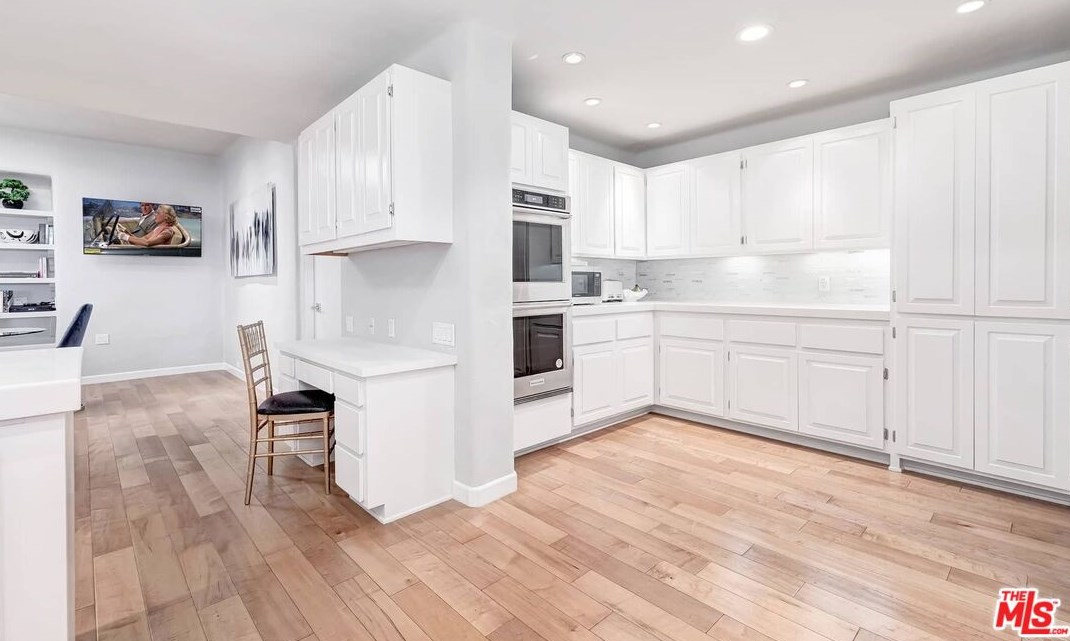 2183 Century Woods Way, Los Angeles CA  90067-6308 exterior