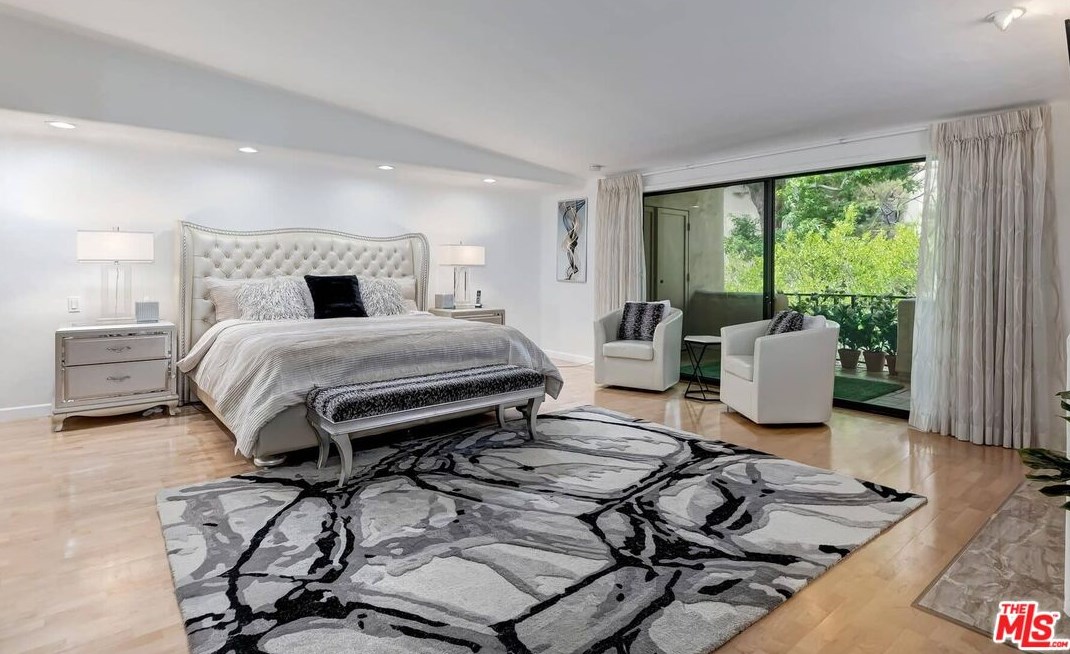 2183 Century Woods Way, Los Angeles CA  90067-6308 exterior