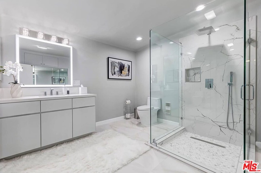 2183 Century Woods Way, Los Angeles CA  90067-6308 exterior