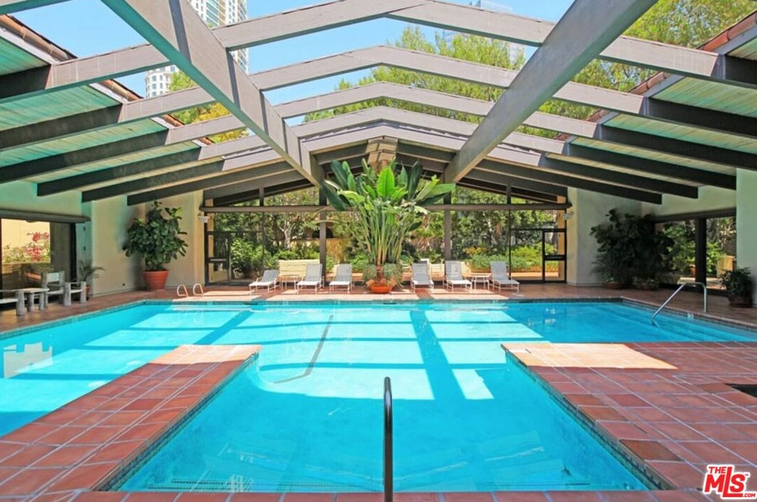 2183 Century Woods Way, Los Angeles CA  90067-6308 exterior