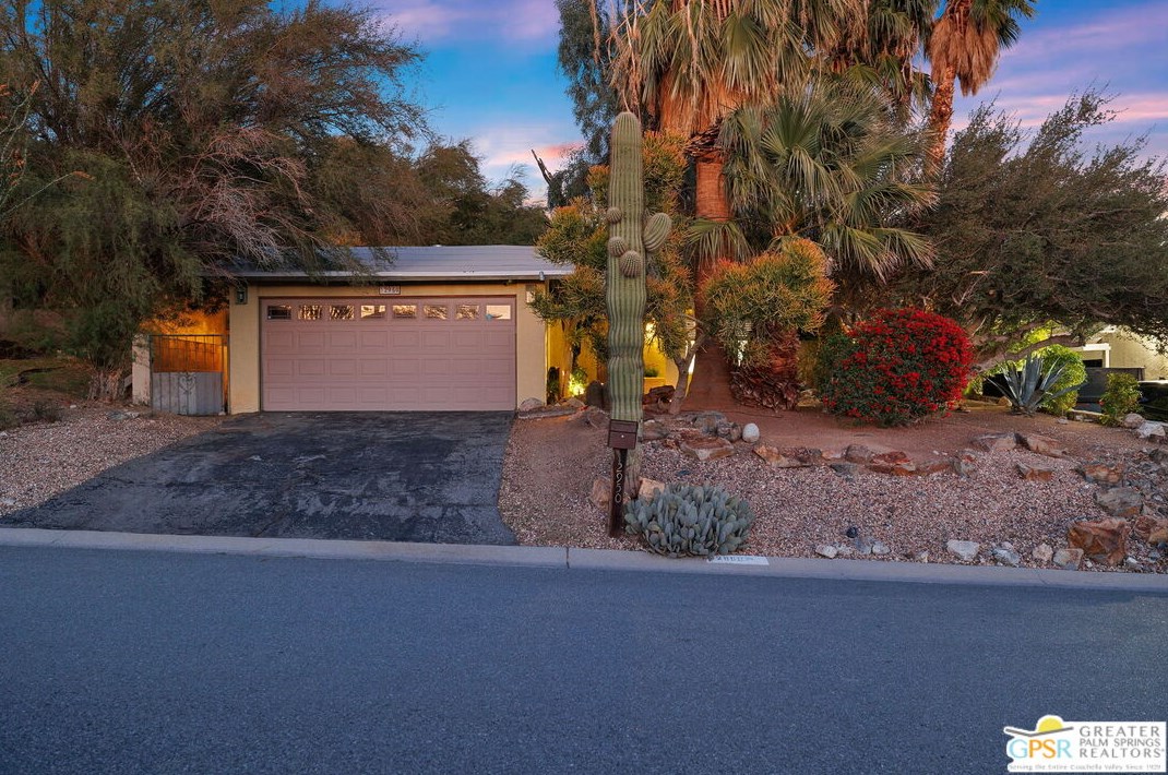 12950 Deodar Ave, Desert Hot Springs CA  92240-6653 exterior