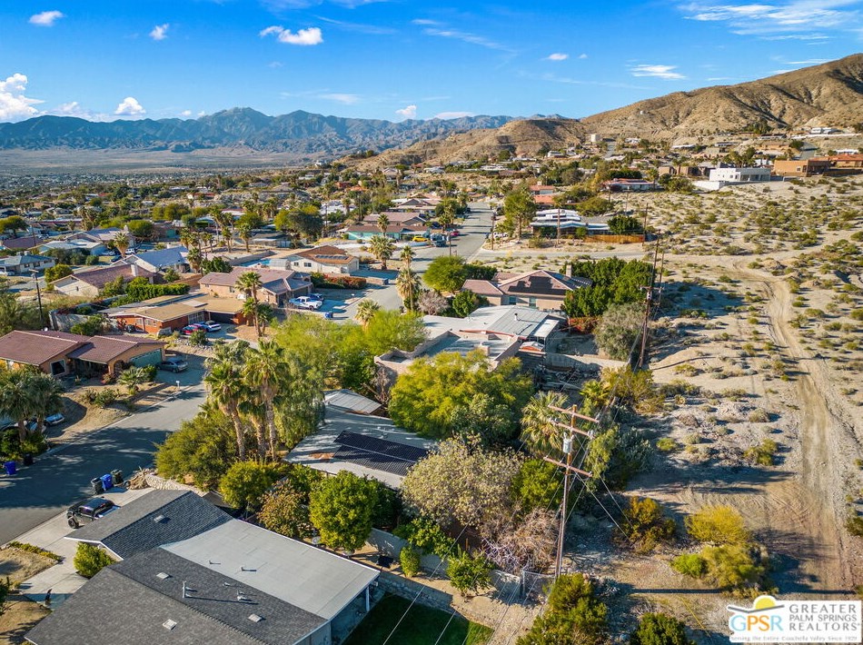 12950 Deodar Ave, Desert Hot Springs CA  92240-6653 exterior