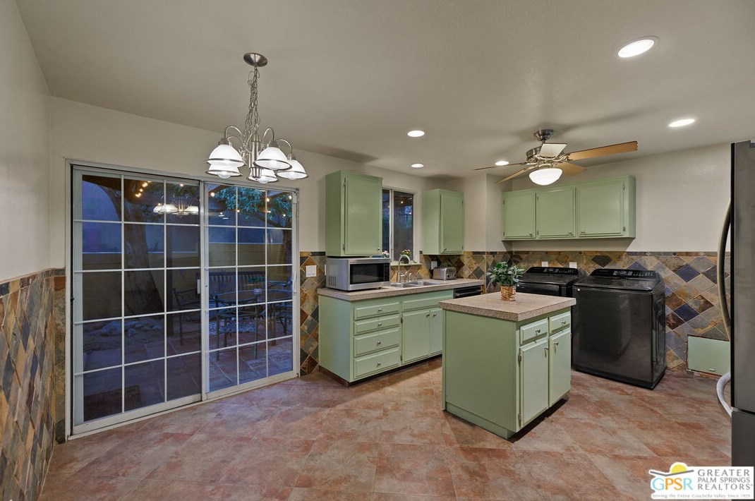 12950 Deodar Ave, Desert Hot Springs CA  92240-6653 exterior