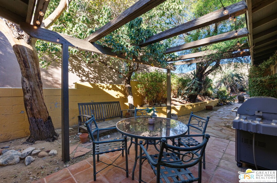 12950 Deodar Ave, Desert Hot Springs CA  92240-6653 exterior