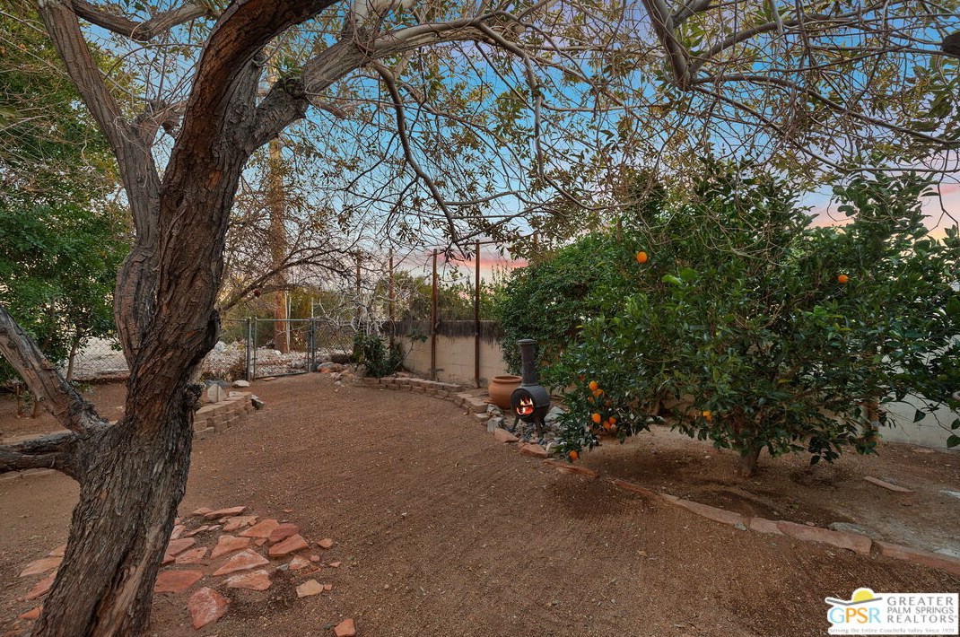 12950 Deodar Ave, Desert Hot Springs CA  92240-6653 exterior